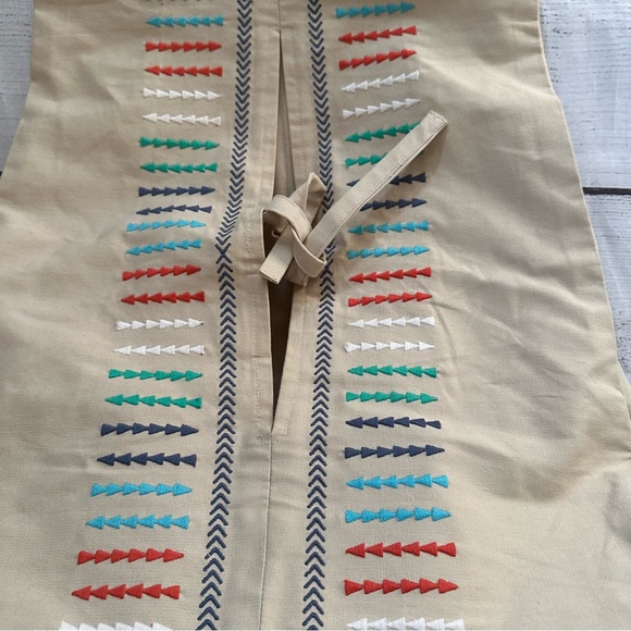 Land of Nod arrow embroidered diaper holder stacker - Picture 10 of 11